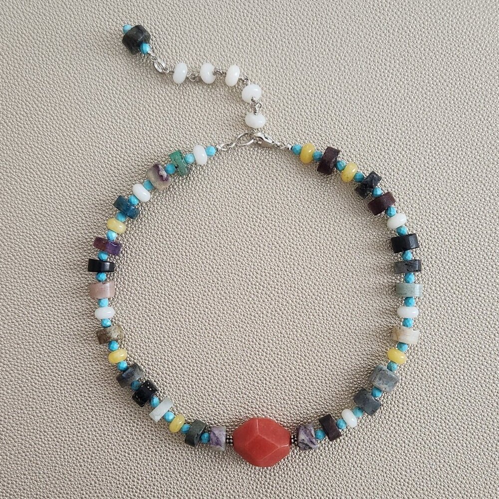 MIXED GEMSTONES W/ ORANGE AGATE BEADED NECKLACE